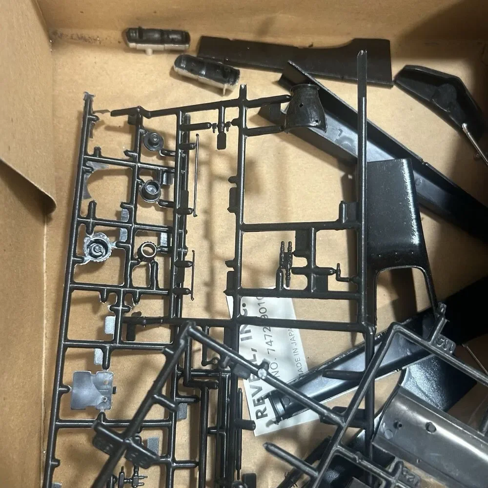 1/16 Revell Don Garlits '74 AA/FD Dragster #7472 Model Kit - Partially Built